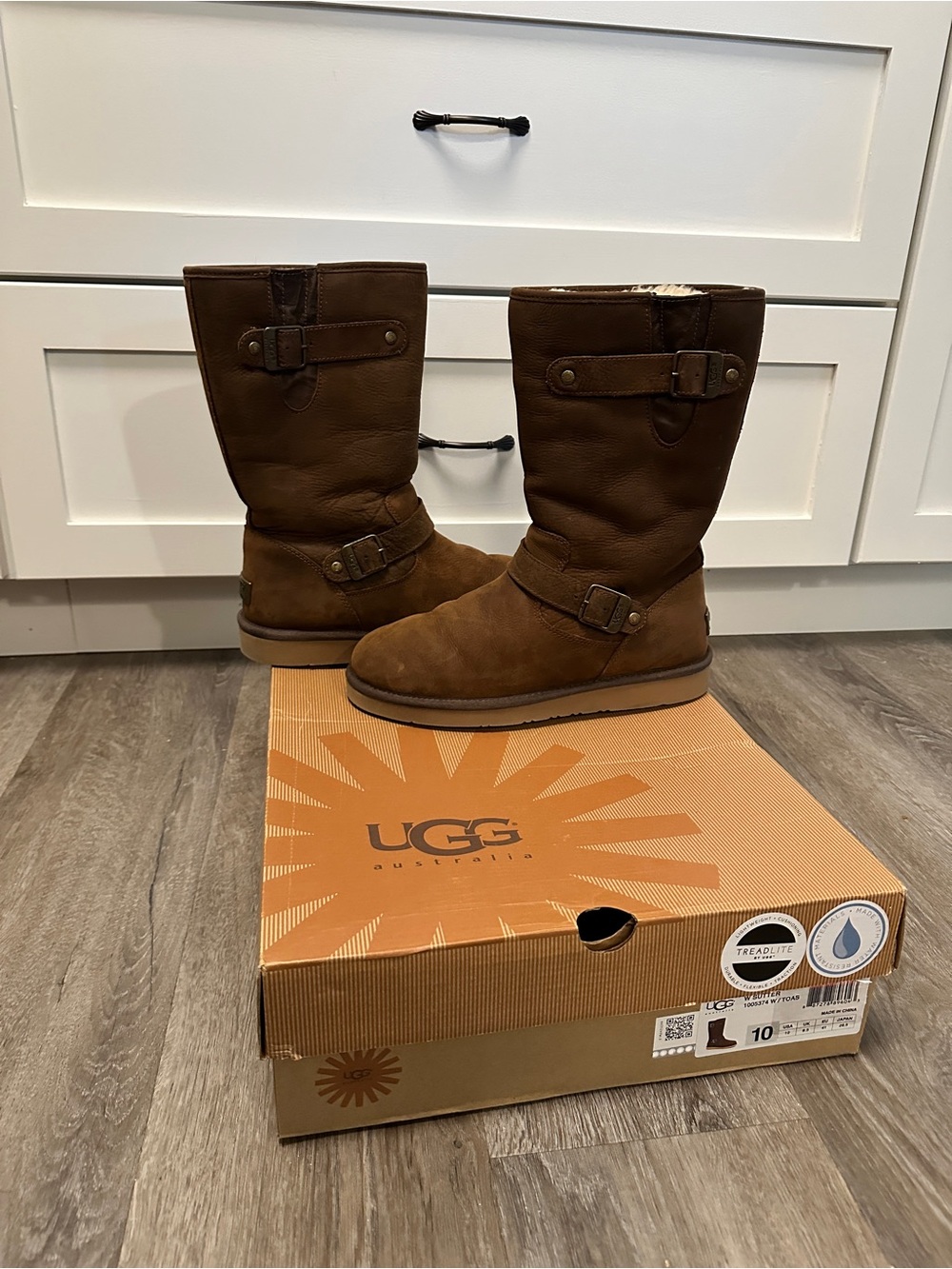 UGG Brown Suede Boots. Womens Sz.10